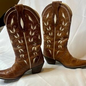 Ariat Brown Embroidered Heeled Boots